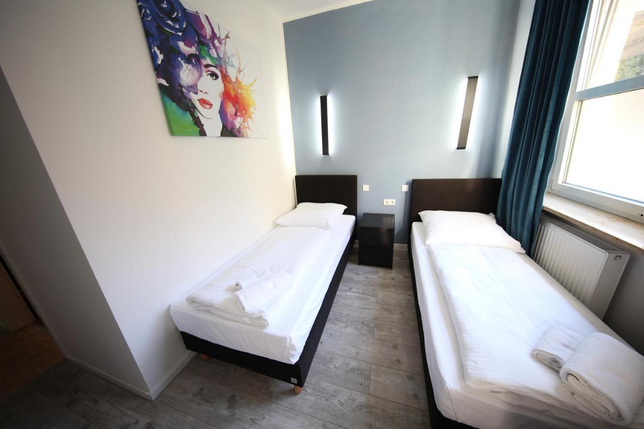 Luxomes - Aparthotel Zentrum Norimberga Esterno foto