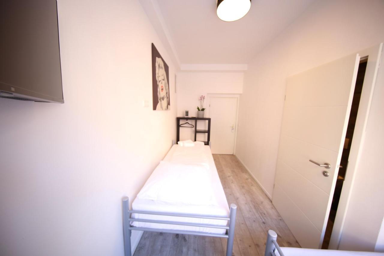 Luxomes - Aparthotel Zentrum Norimberga Esterno foto