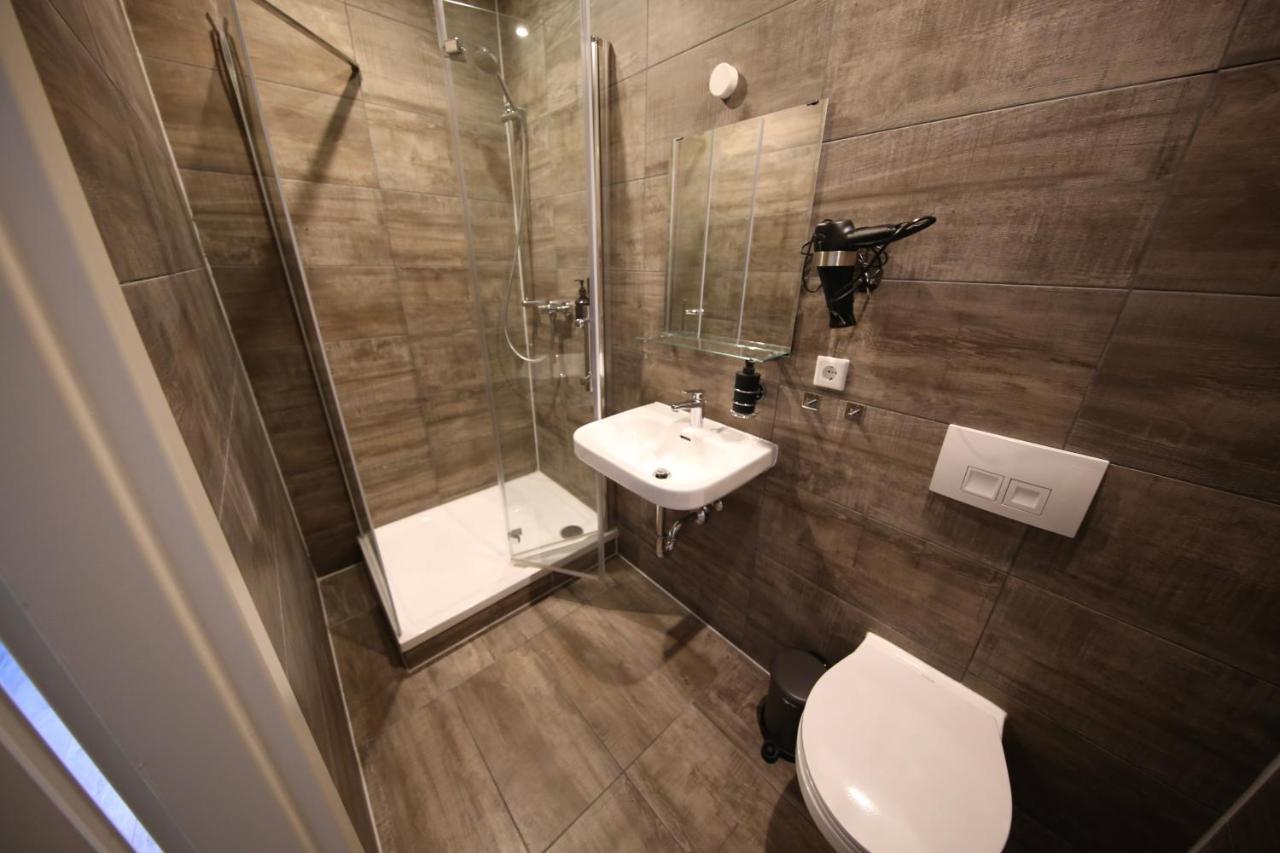 Luxomes - Aparthotel Zentrum Norimberga Esterno foto